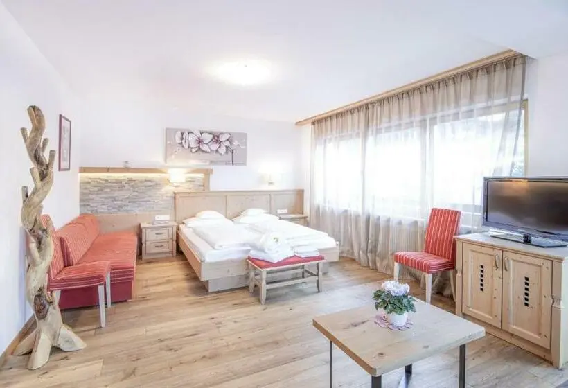 Superior-huone, Residence Rose