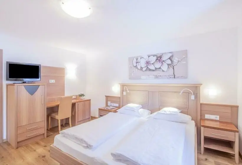 Superior-huone, Residence Rose