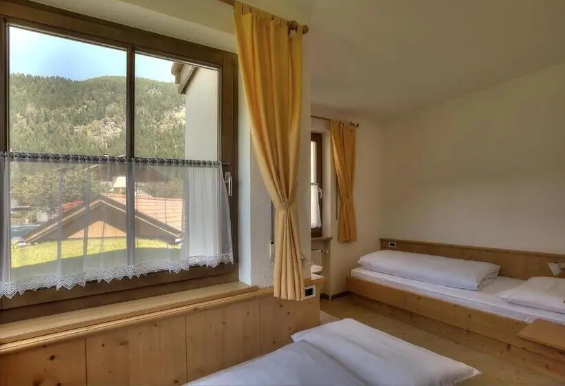 Huoneisto 2 Makuuhuonetta, Residence Rose