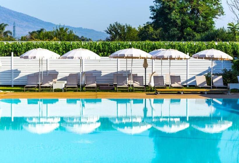 スイート, Resort & Winery Bosco De Medici