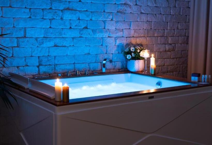 デラックススイート, Resort & Winery Bosco De Medici