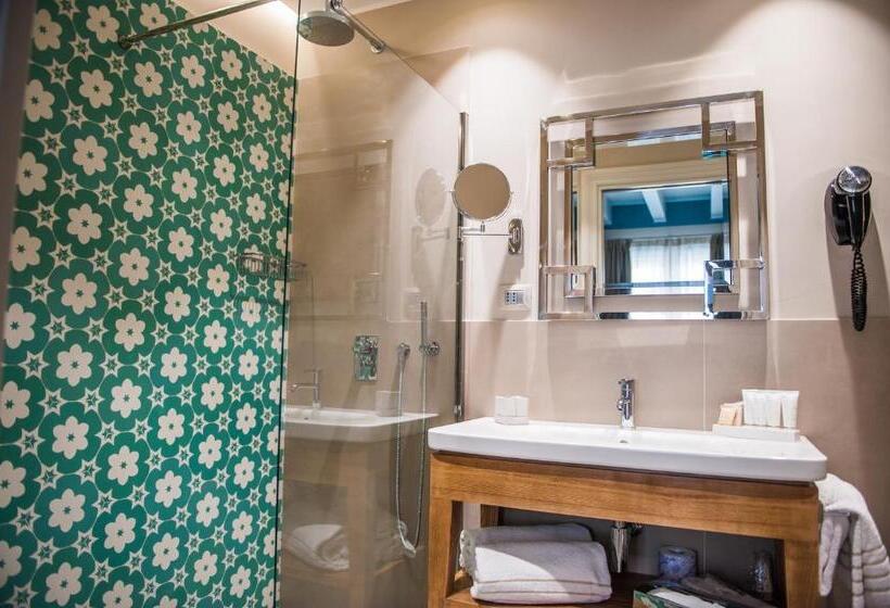 اتاق استاندارد, San Michele