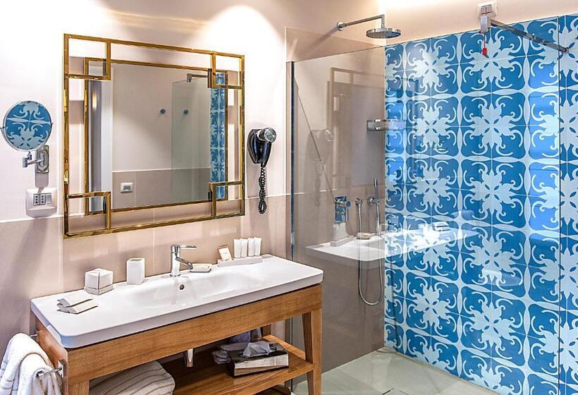 带阳台的高级房间, San Michele