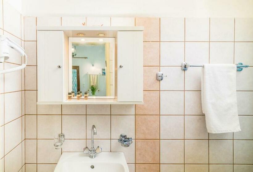 Quarto Estandar, Sofia