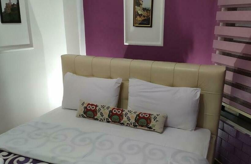 标准间, The First