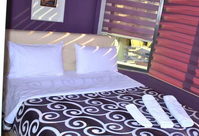 标准间, The First