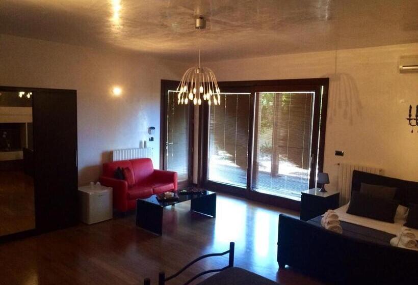 园景标准四人间, Villetta Del Salento Exclusive B&b