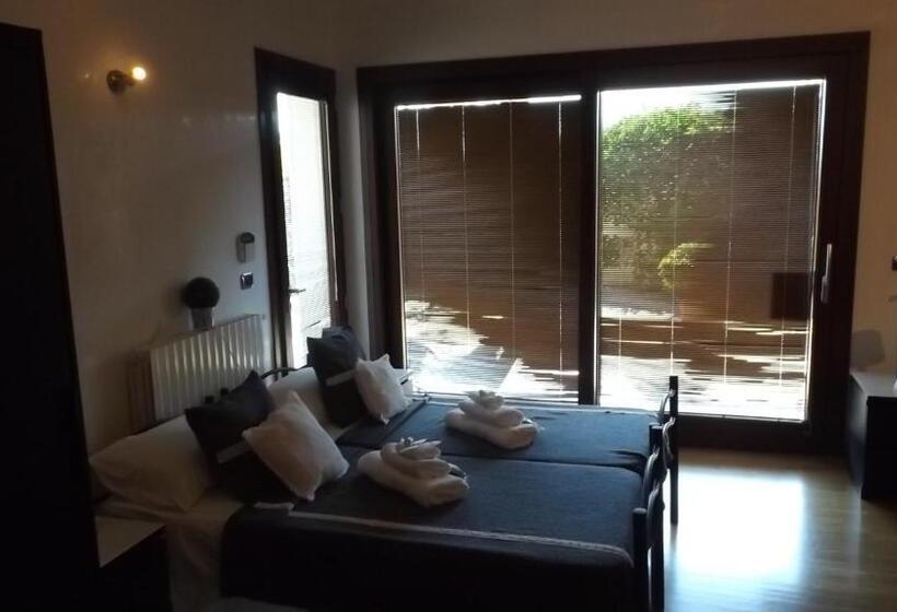 园景标准四人间, Villetta Del Salento Exclusive B&b