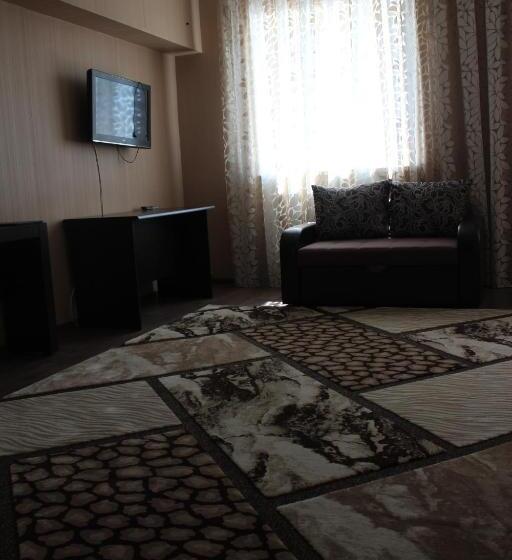 اتاق راحتی, Zumrat