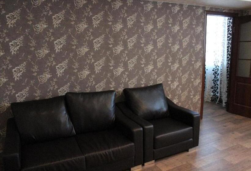 استودیوی استاندارد, Zumrat