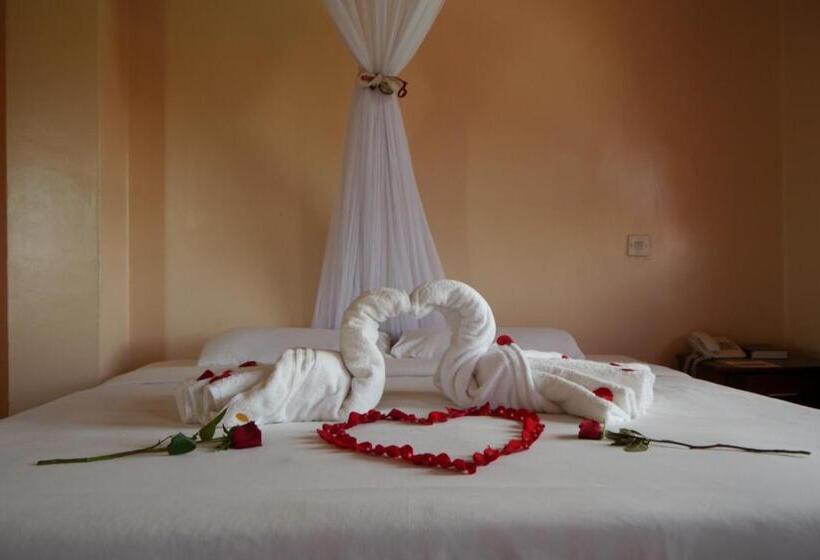 سوییت, Jumuia Hotel Kisumu