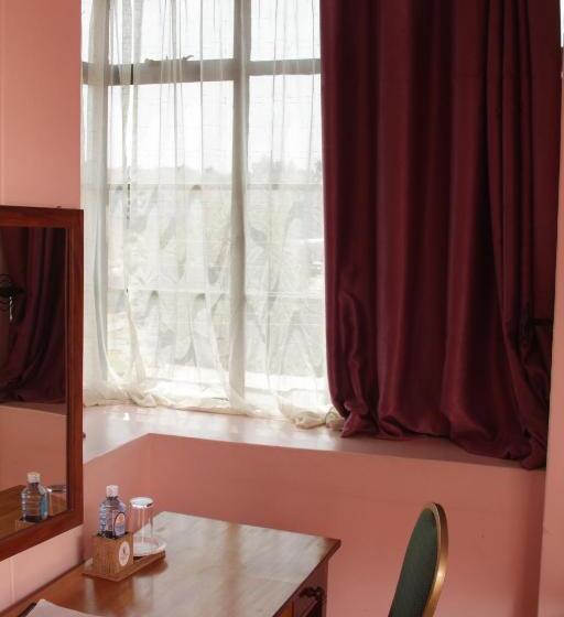 اتاق استاندارد, Jumuia Hotel Kisumu