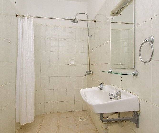 اتاق استاندارد, Jumuia Hotel Kisumu