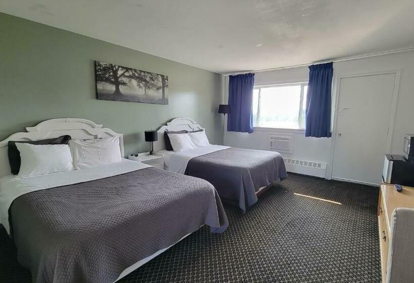 Номер Стандарт, Lord Nelson Motel