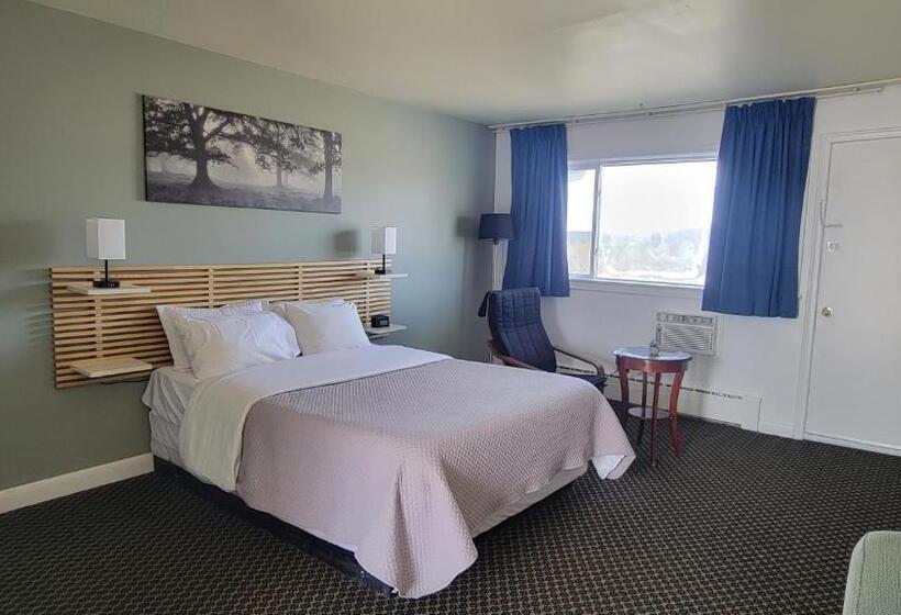 Номер Стандарт, Lord Nelson Motel