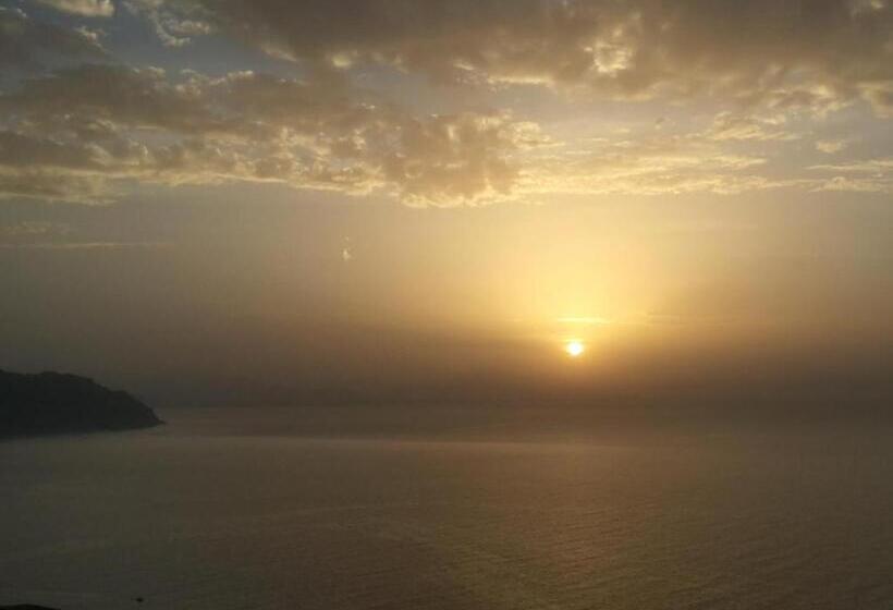 Номер Стандарт Вид на Море с Балконом, B&b Il Pavone