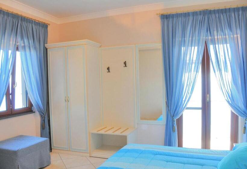 Номер Deluxe Вид на Море с Балконом, B&b Il Pavone