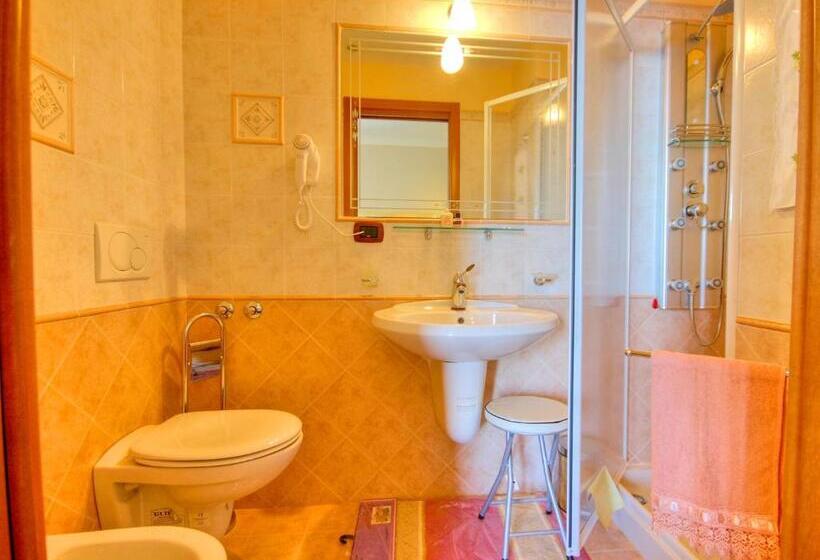 Номер Deluxe Вид на Море с Балконом, B&b Il Pavone