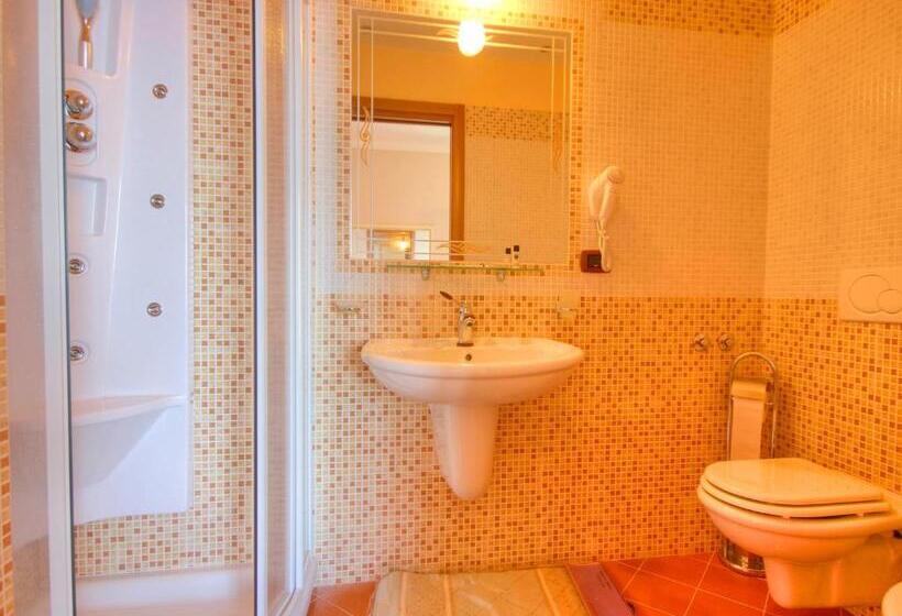 オーシャンビューデラックスルームバルコニー付き, B&b Il Pavone