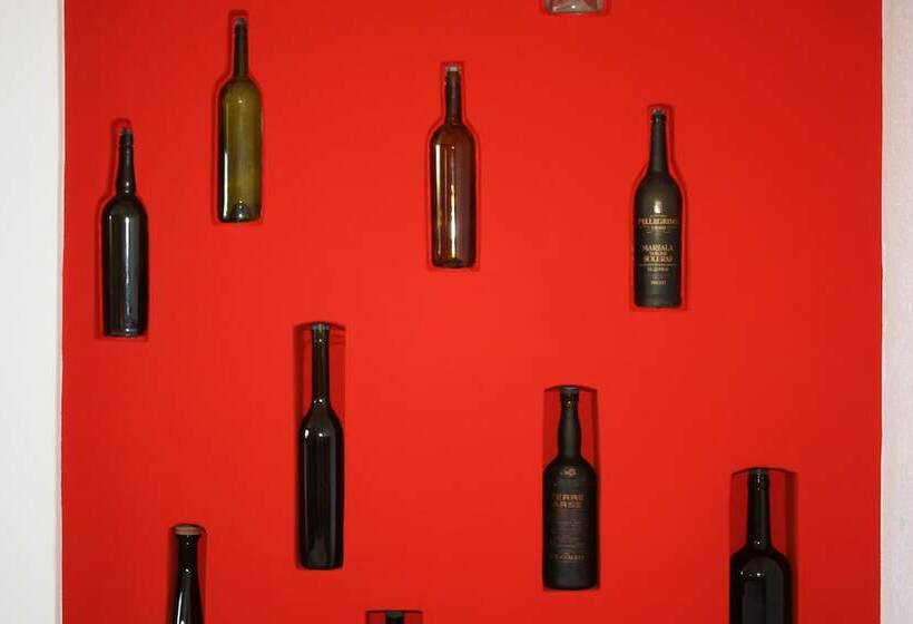 غرفة قياسية, Casasolare Rakalia