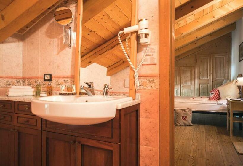 غرفة كلاسيكية ثلاثية, Chalet Alpenrose Bio Wellness Natur