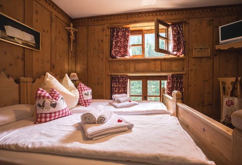 غرفة كلاسيكية ثلاثية, Chalet Alpenrose Bio Wellness Natur