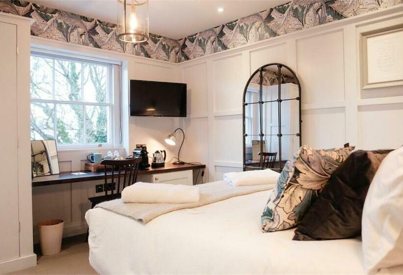 标准间, Head Of The River