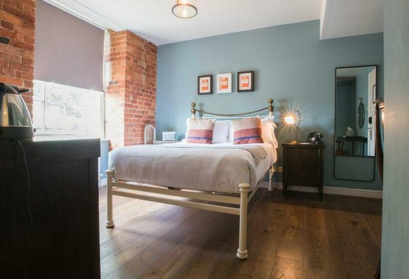 标准间, Head Of The River