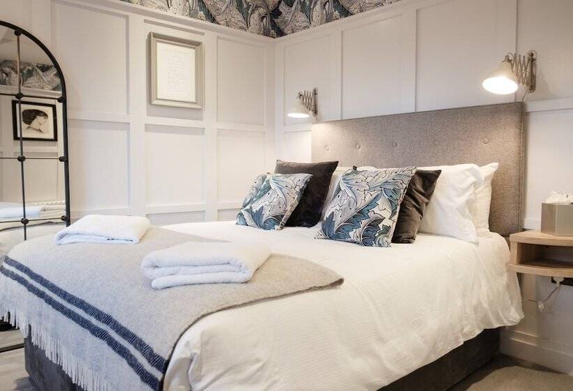 标准间, Head Of The River