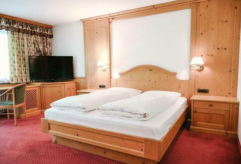 סוויטה עם נוף, Onach