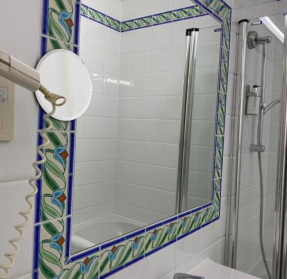 سوییت, Boutique Hotel Nossek