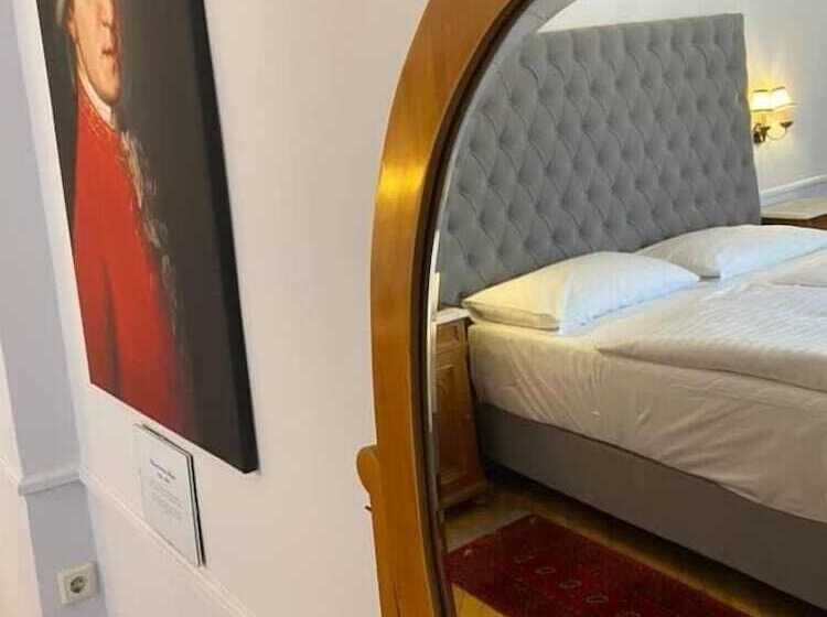 컴포트 스위트, Boutique Hotel Nossek
