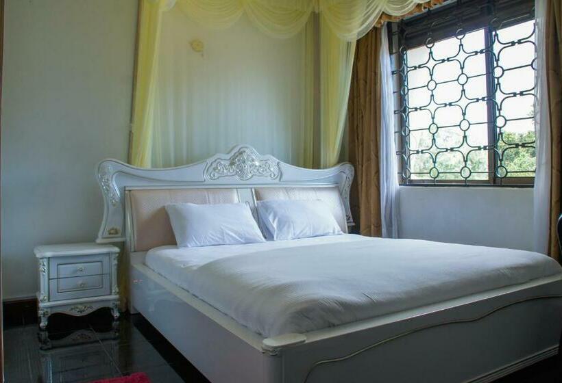 اتاق لوکس, Alfa Hotel Munyonyo