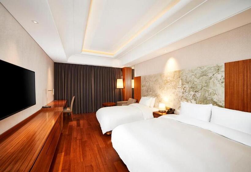 سوئیت رویال, Arban