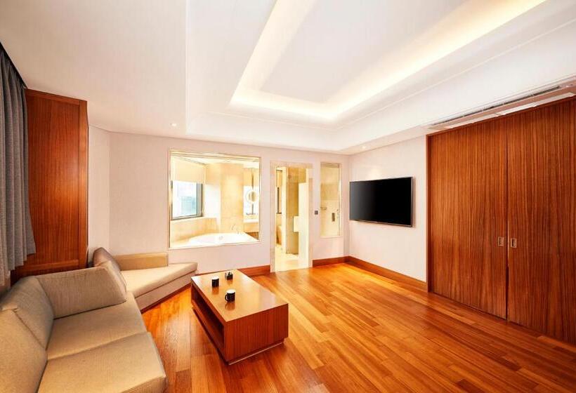 سوئیت رویال, Arban