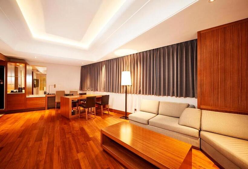 سوئیت رویال, Arban