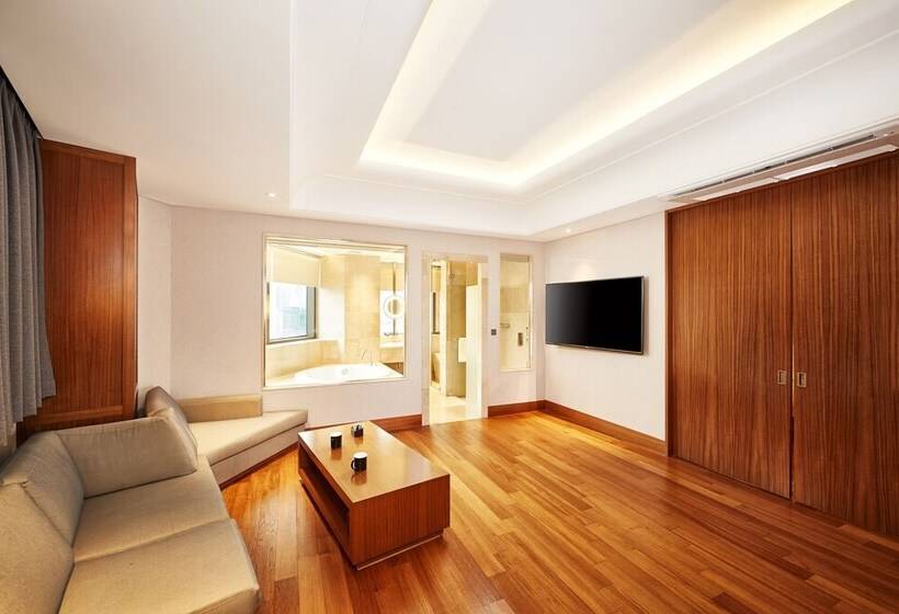 سوئیت رویال, Arban