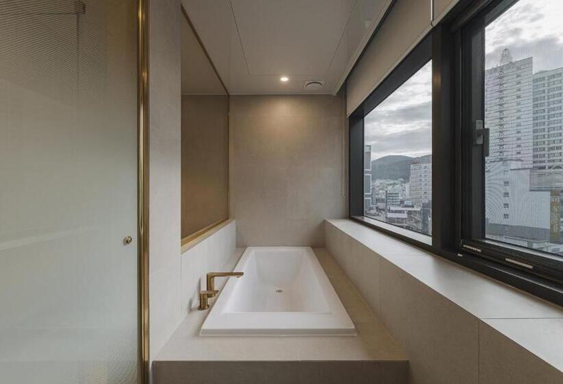 اتاق لوکس, Arban