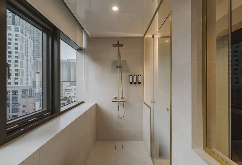 اتاق لوکس, Arban