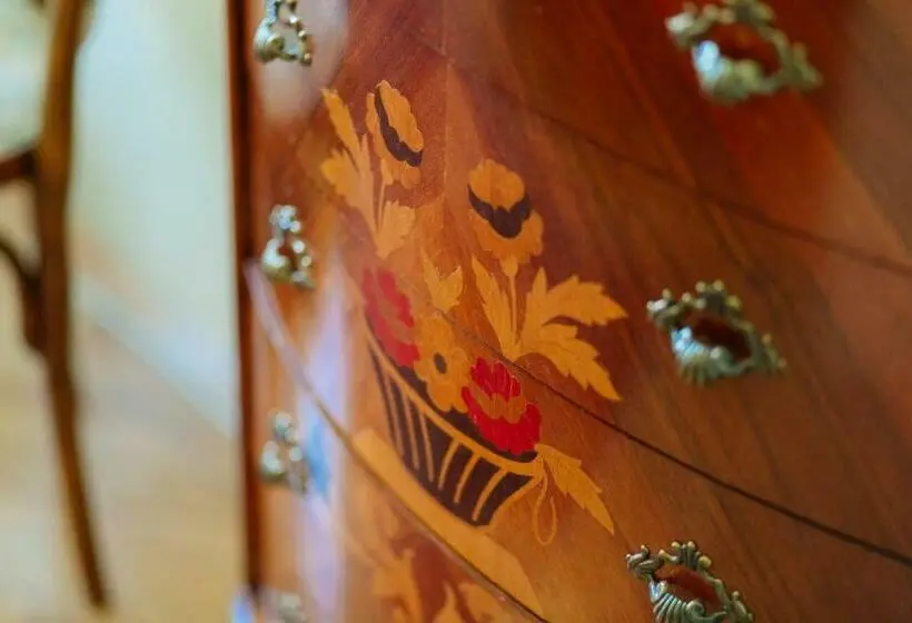 اتاق استاندارد یک نفره, Boutique Hotel Nossek