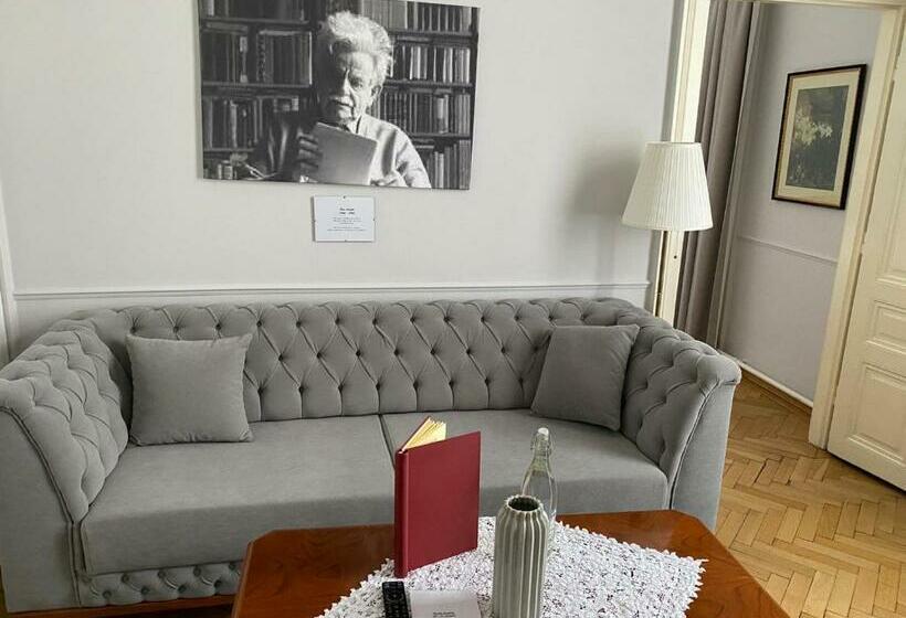 سوییت, Boutique Hotel Nossek