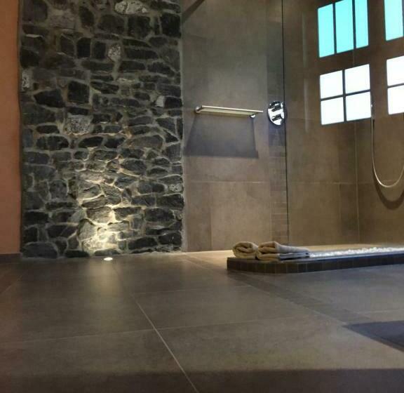 高级大房间, Ferme Delgueule