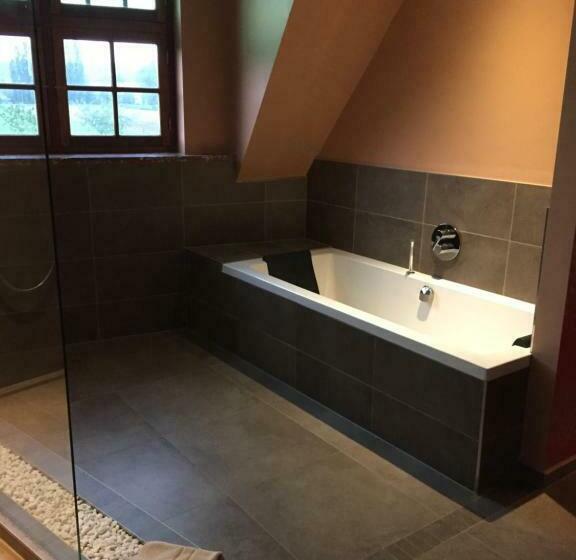 高级大房间, Ferme Delgueule