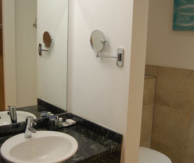 标准间, Ferme Delgueule