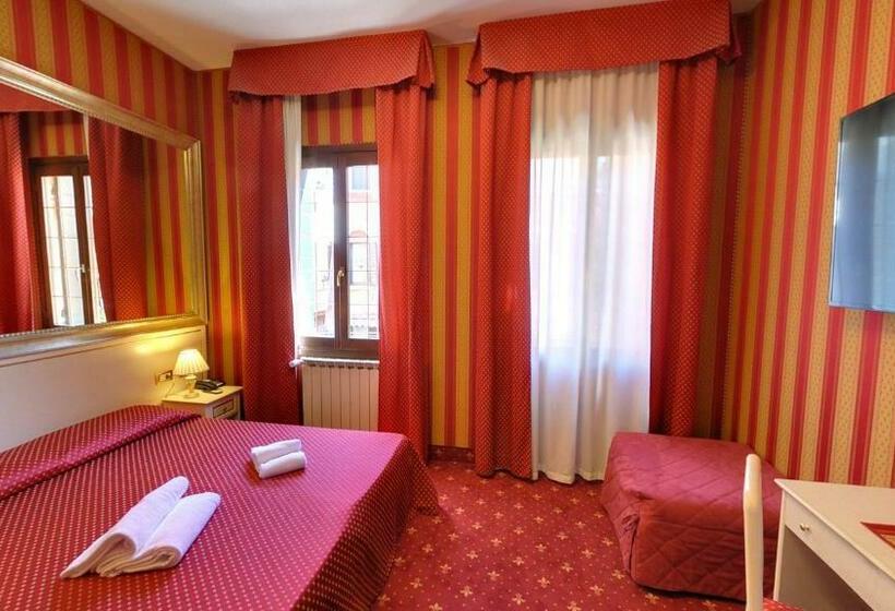 Superior Room, Messner Palace