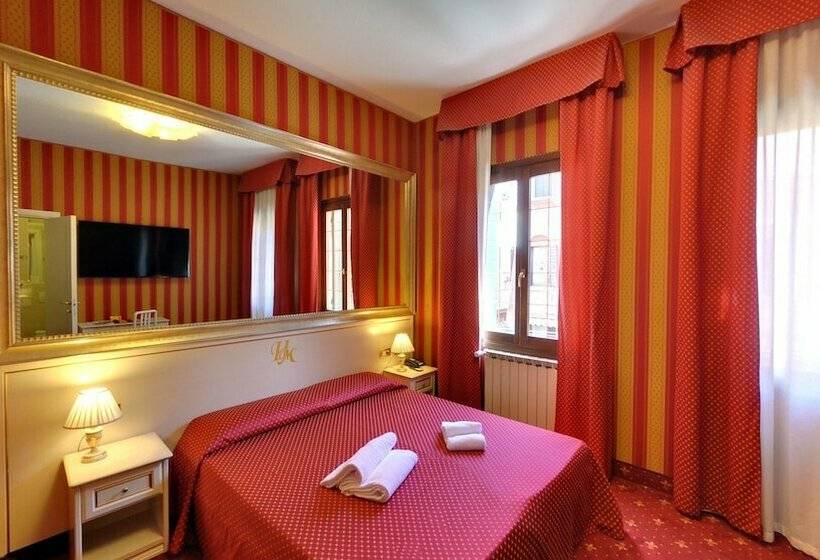 Superior Room, Messner Palace