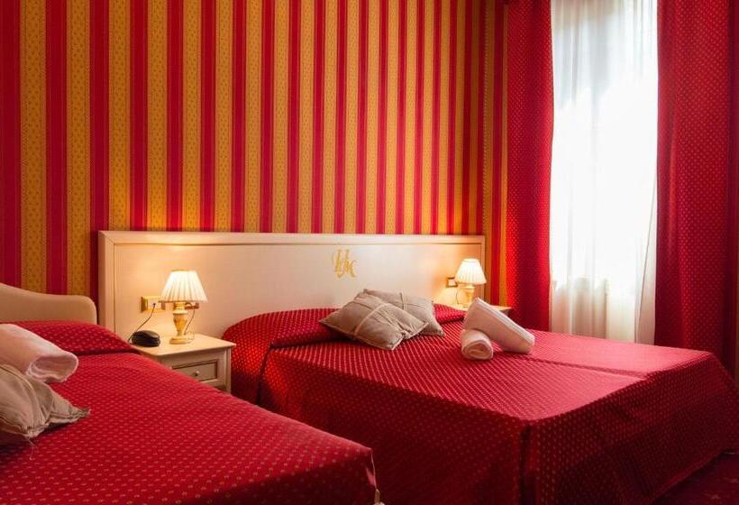 Superior Triple Room, Messner Palace