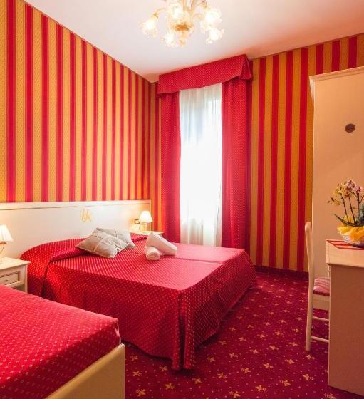 Superior Triple Room, Messner Palace