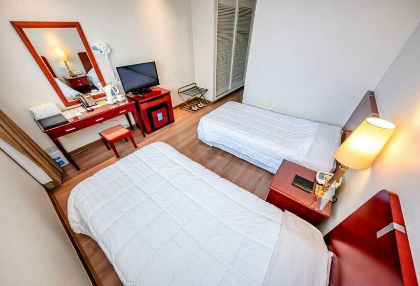 标准间, Samhaein Tourist