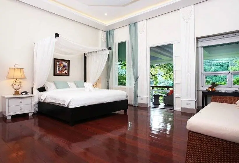 Villa 1 Makuuhuone, Matinloc Island Resort
